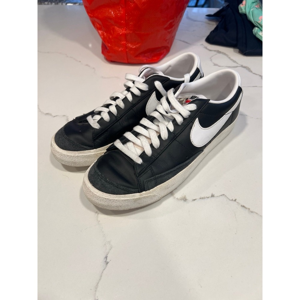 Nike DA6364-001 Blazer Low '77 Black White Sail Sneaker Shoes Men's‎ 9.5